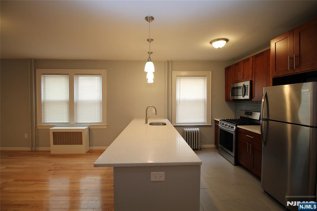 222 Irving Place 4 Property Photo 6