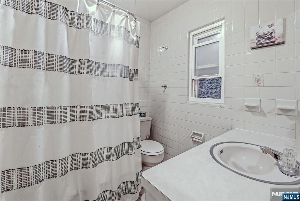 1311 28th Street Property Photo 6
