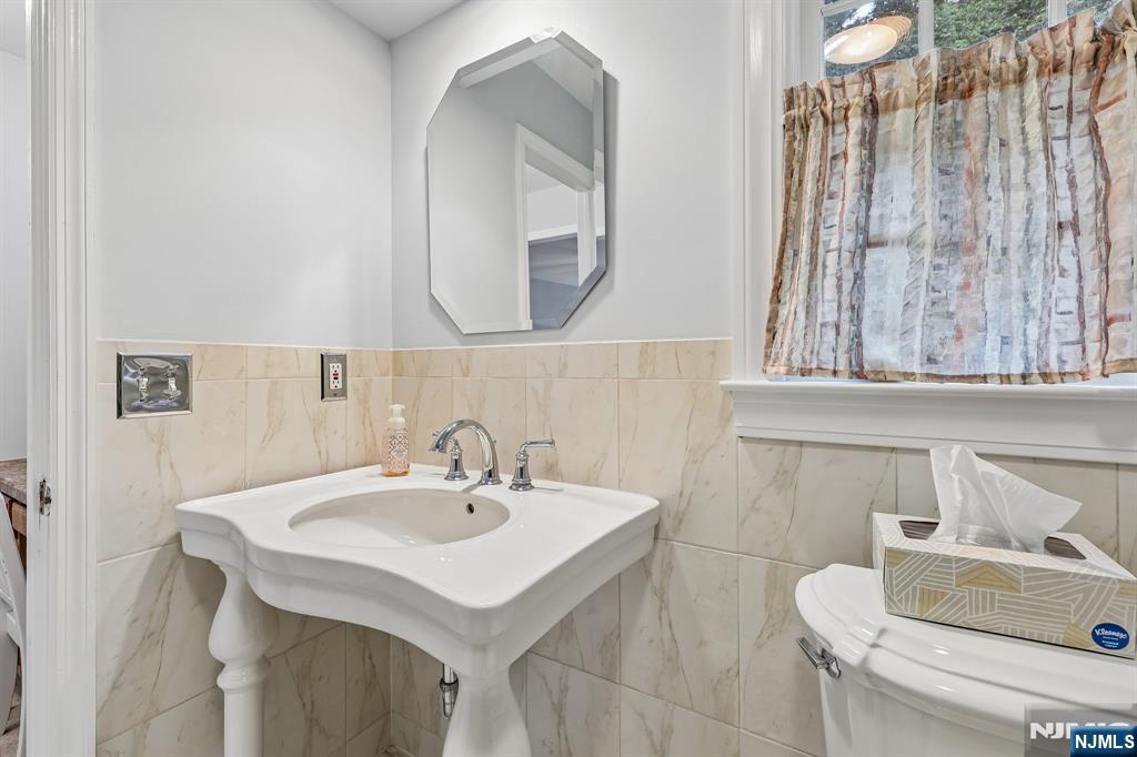 12 Hemlock Lane Property Photo 27