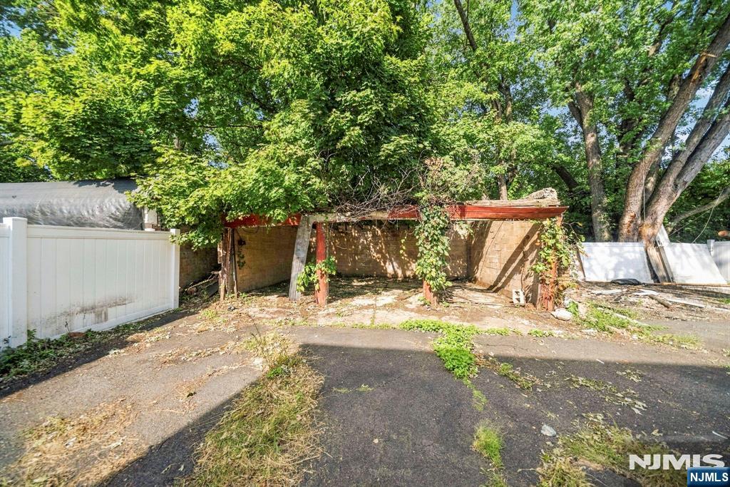 61 Rose Terrace Property Photo 24