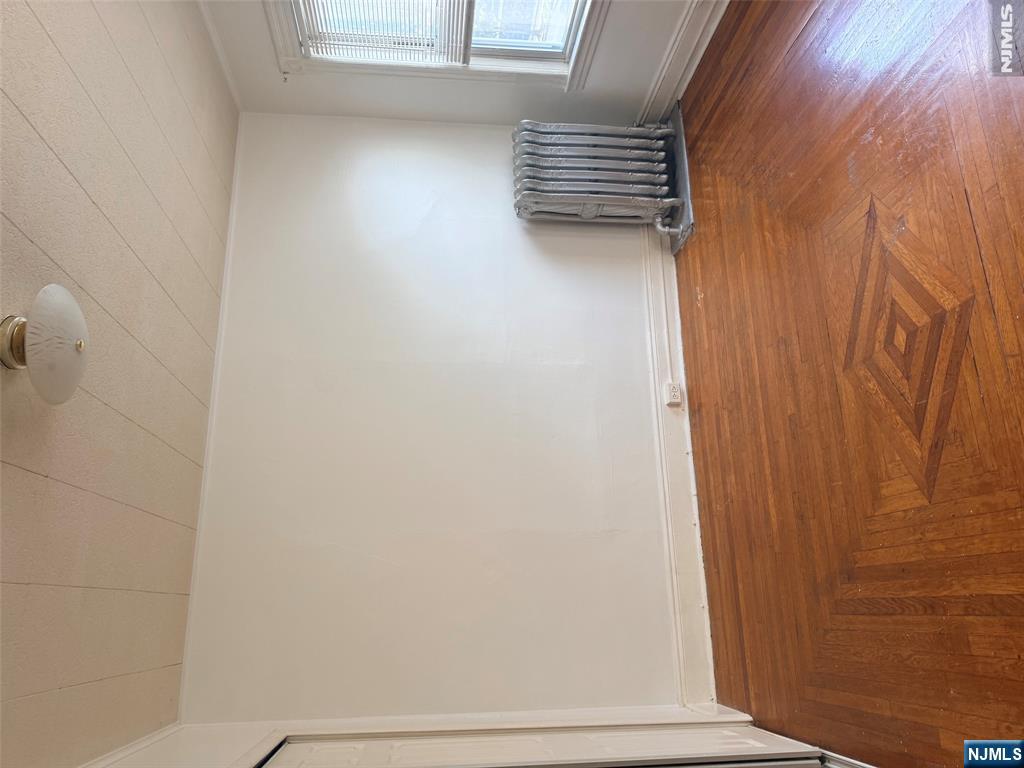 116 Wood Ridge Street 2 Property Photo 10