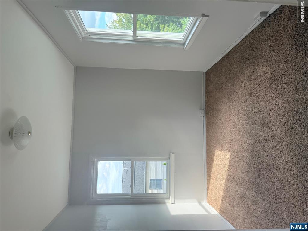 116 Wood Ridge Street 2 Property Photo 11
