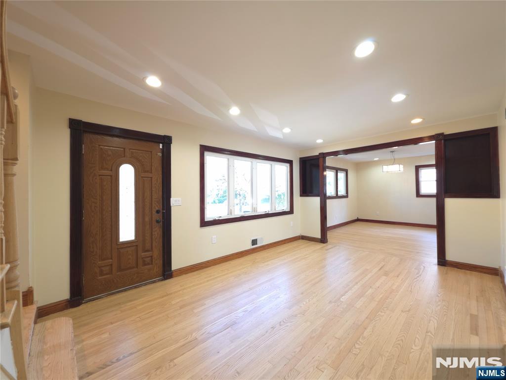 683-685 Mill Street Property Photo 4