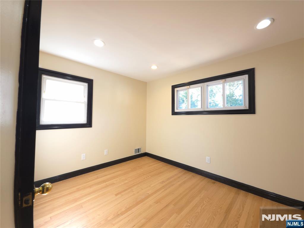 683-685 Mill Street Property Photo 11