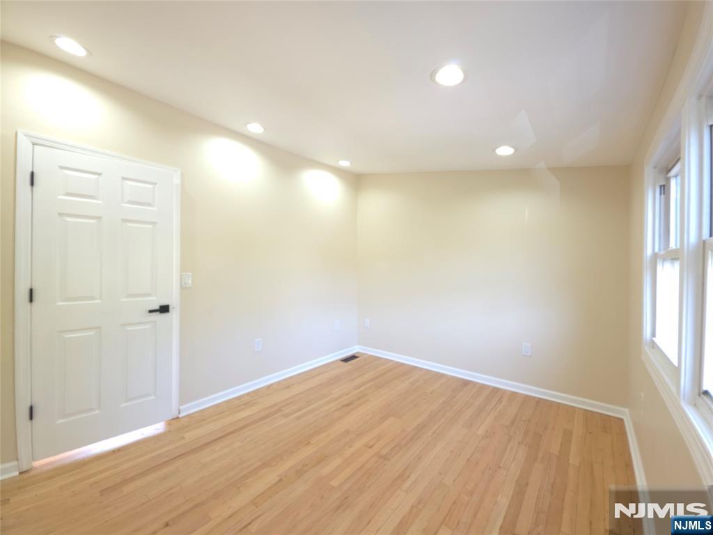 683-685 Mill Street Property Photo 17