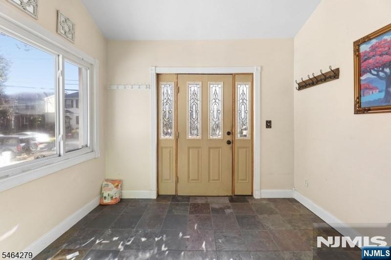 233 15th Street Property Photo 2