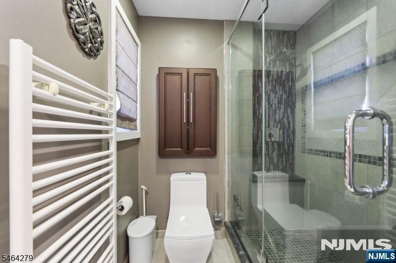 233 15th Street Property Photo 11