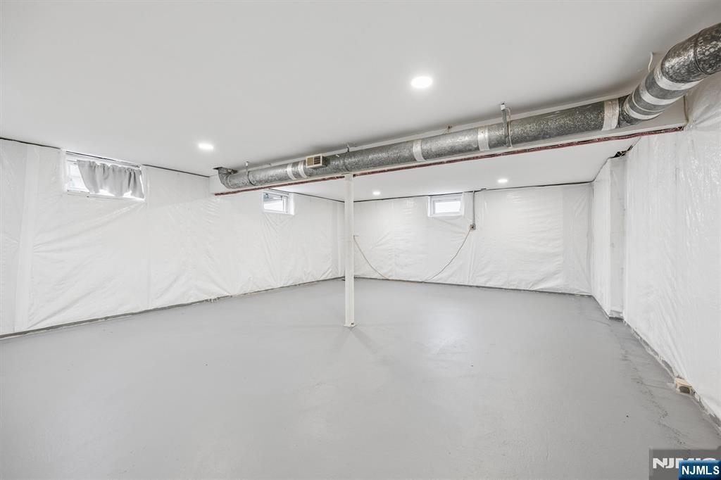 52 Huemmer Terrace Property Photo 30