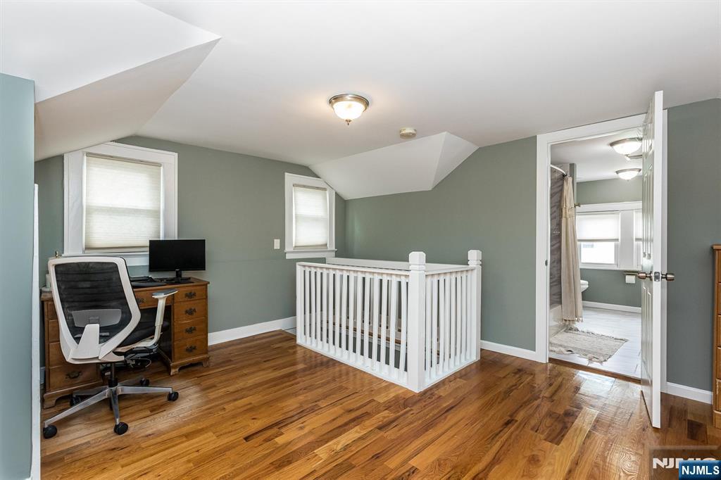 25 Davey Street Property Photo 22