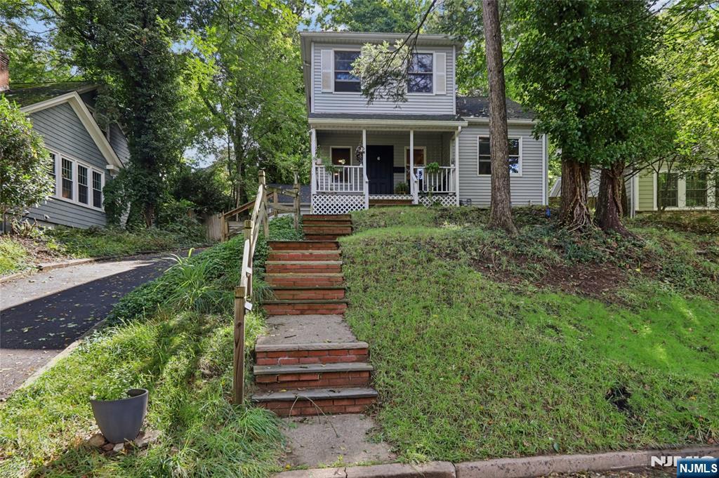6 Valley Place Property Photo 2