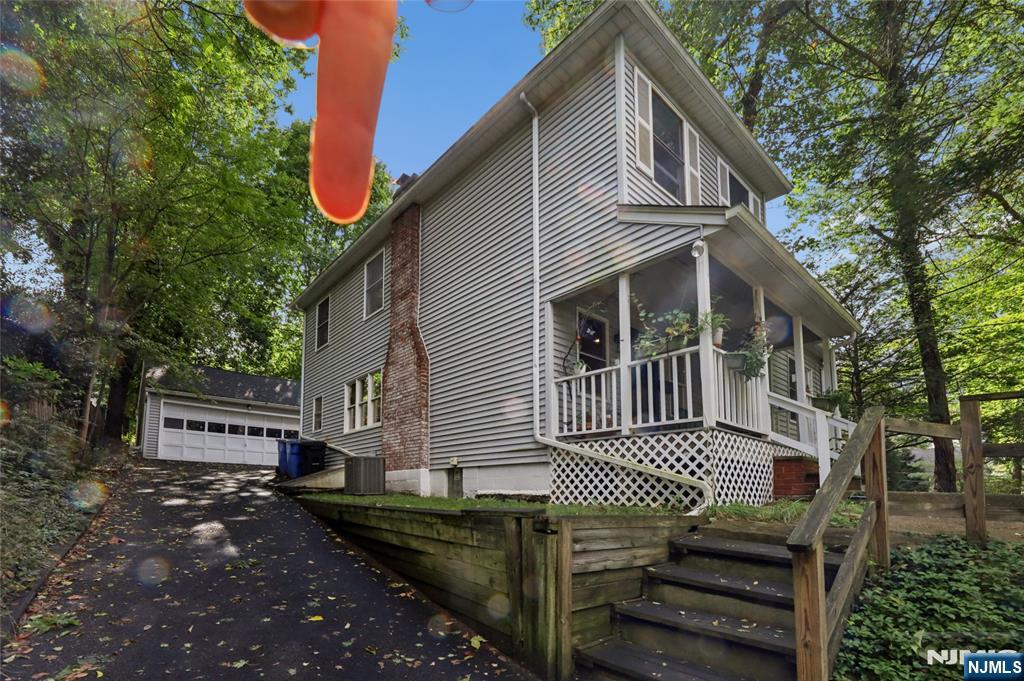 6 Valley Place Property Photo 4