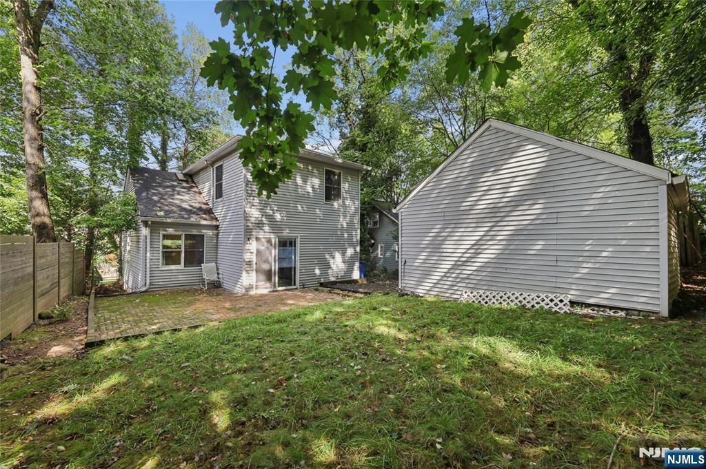 6 Valley Place Property Photo 7