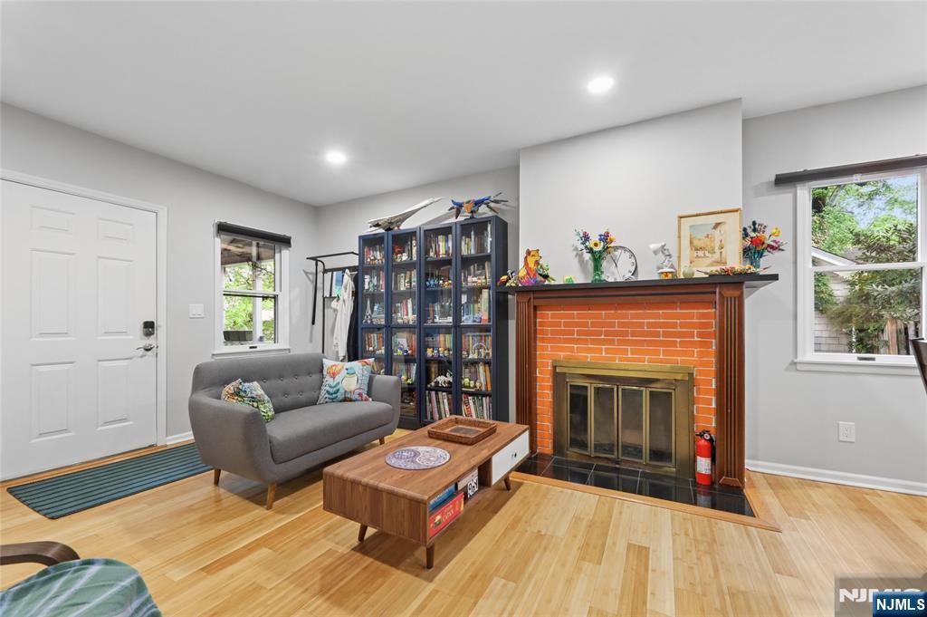 6 Valley Place Property Photo 15