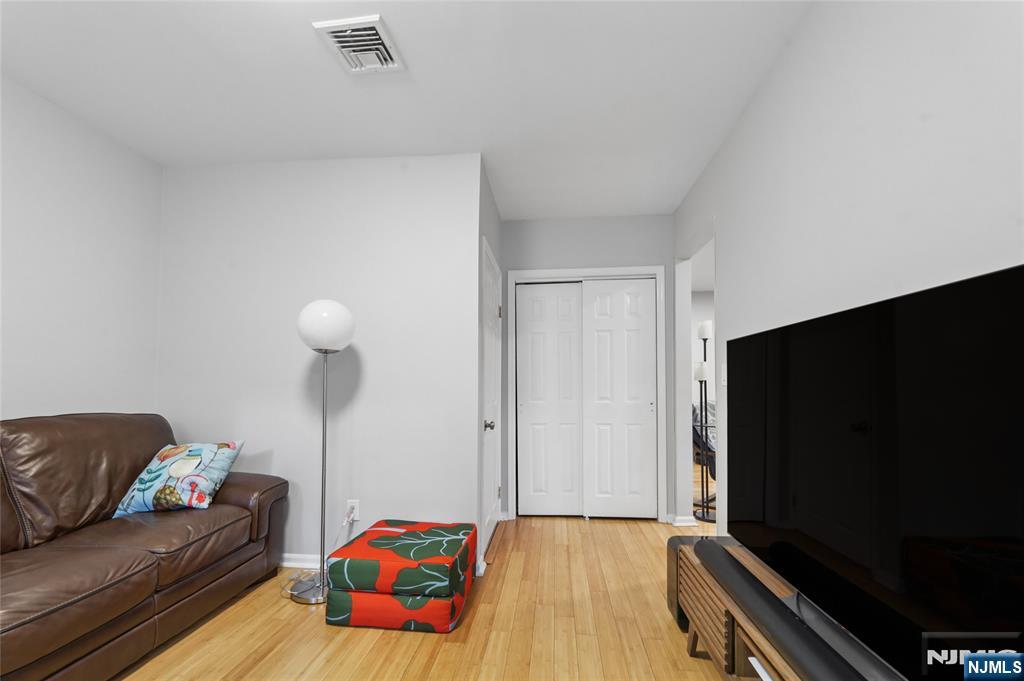 6 Valley Place Property Photo 20