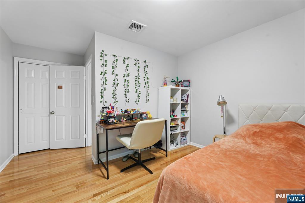 6 Valley Place Property Photo 30