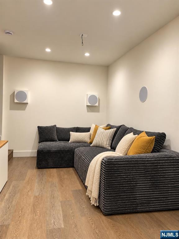 145 Tenafly Road Property Photo 4