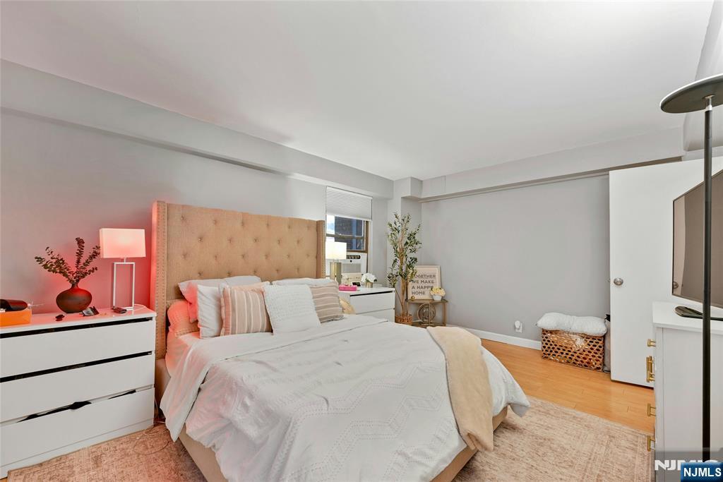8800 Boulevard East 8d Property Photo 21
