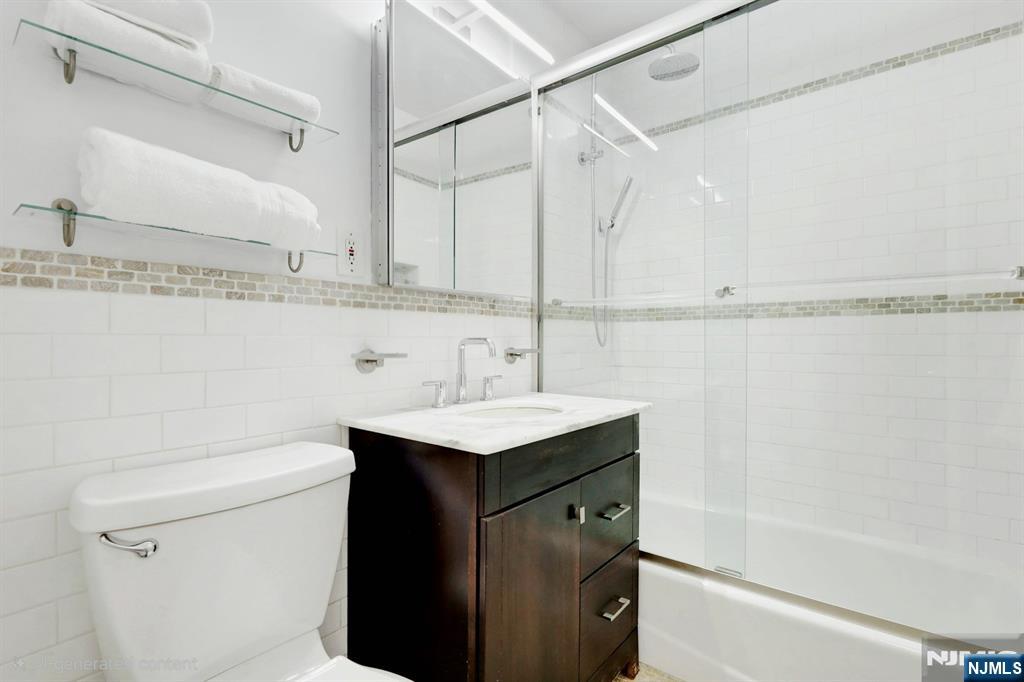 4 Horizon Road 1027 Property Photo 13