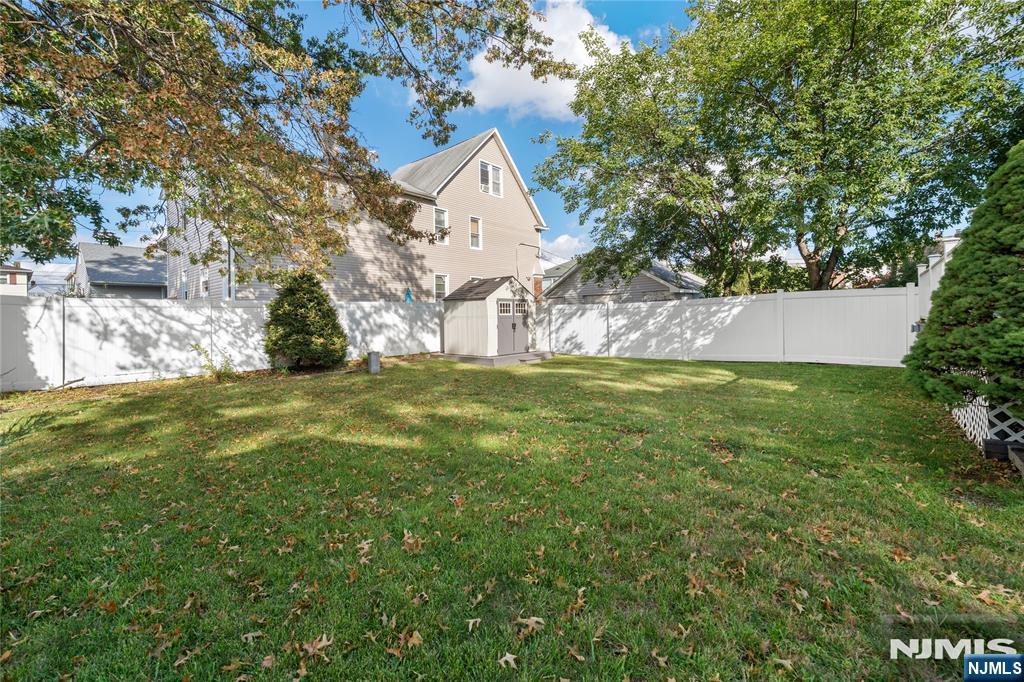 42 Arlington Boulevard Property Photo 34