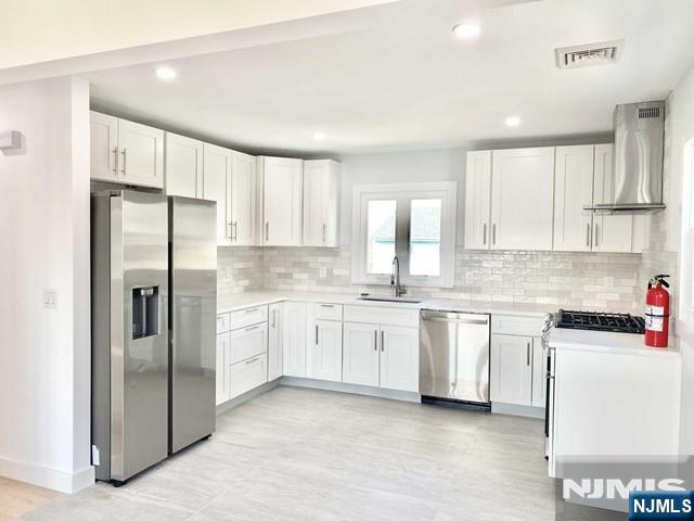 11 Leo Place 2 Property Photo 2