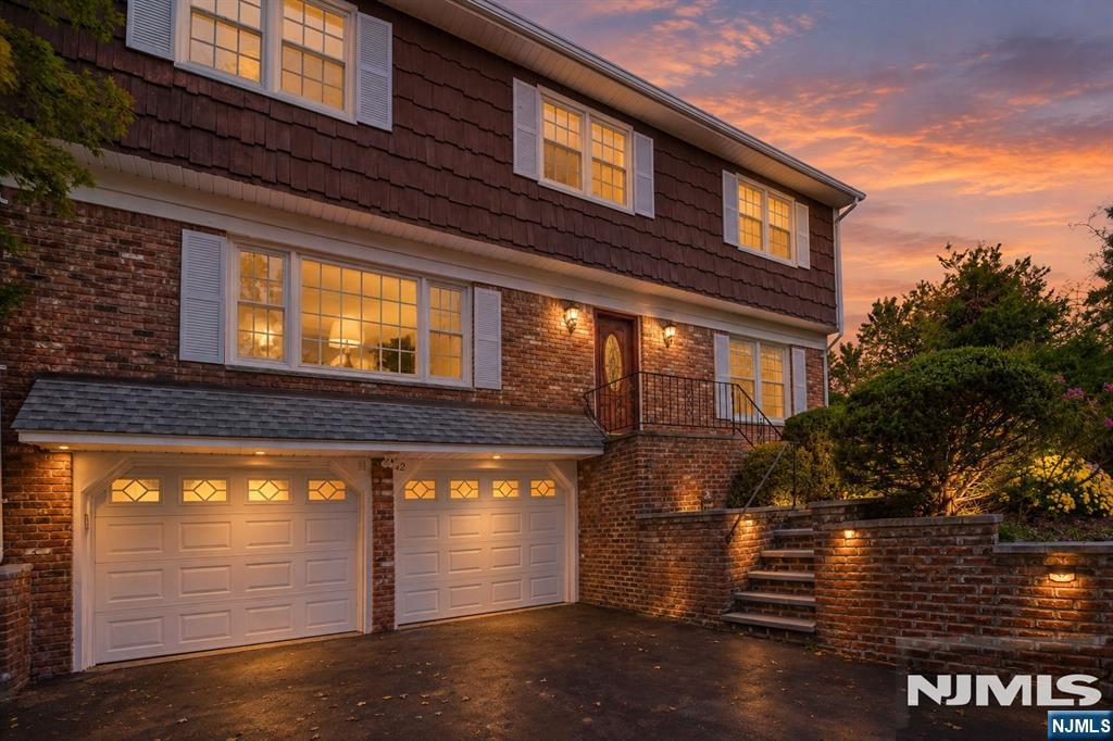 42 Collins Avenue Property Photo 1