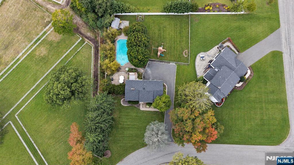 7 Fawn Drive Property Photo 35