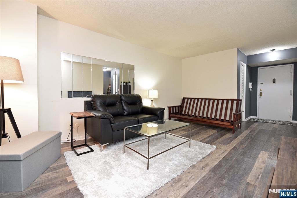 160 Overlook Avenue 3e2 Property Photo 7