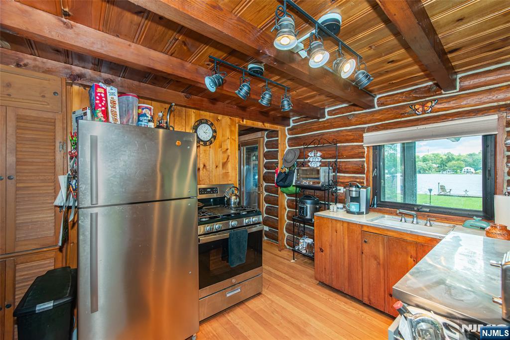 207 Bearfort Road Property Photo 17