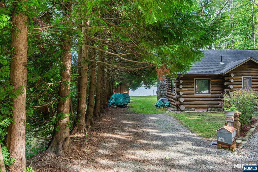 207 Bearfort Road Property Photo 36