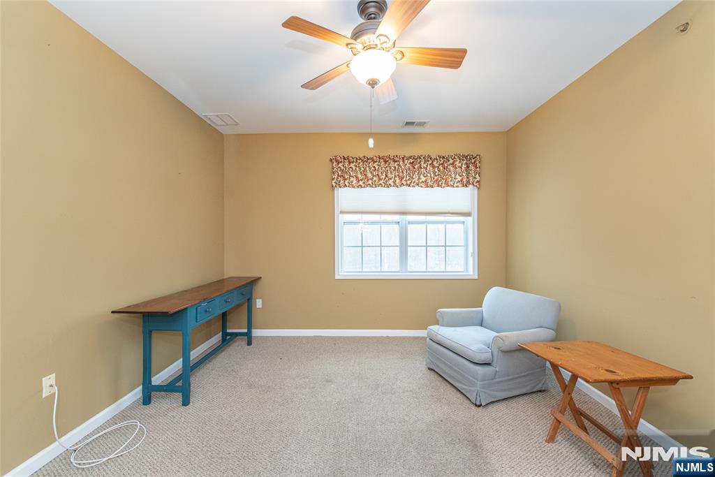 10323 Warrens Way Property Photo 19