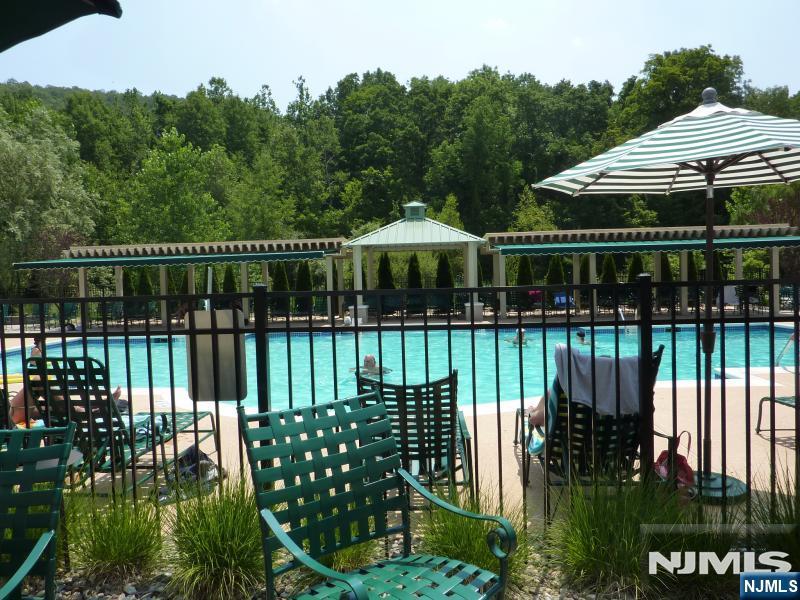 10323 Warrens Way Property Photo 31