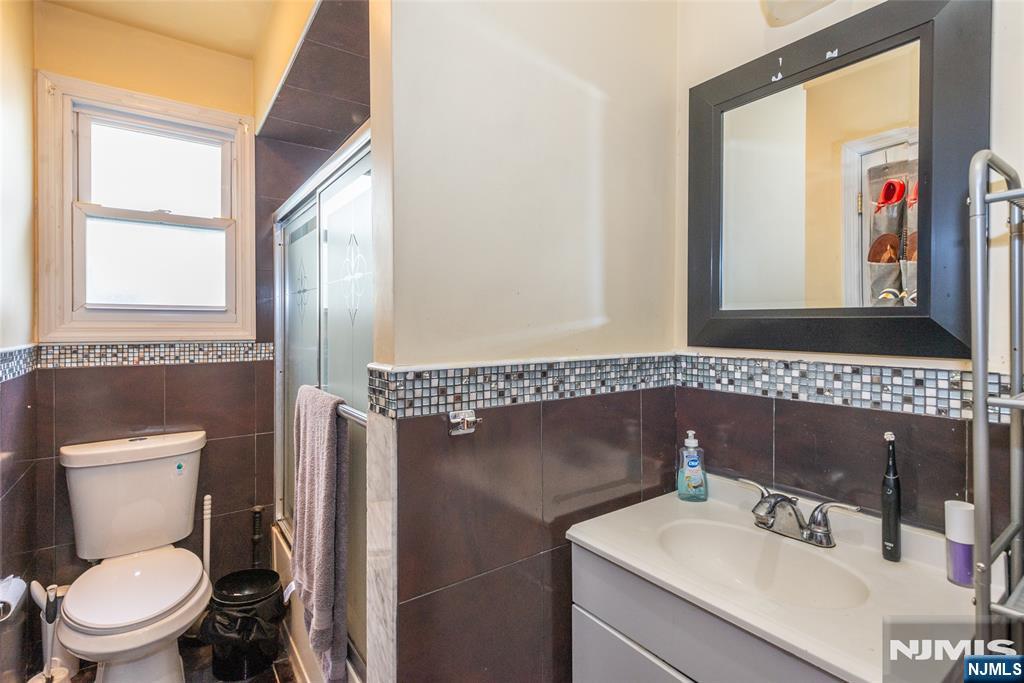 1 Alexander Avenue Property Photo 10