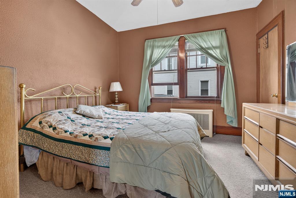 318 1st Street Property Photo 24