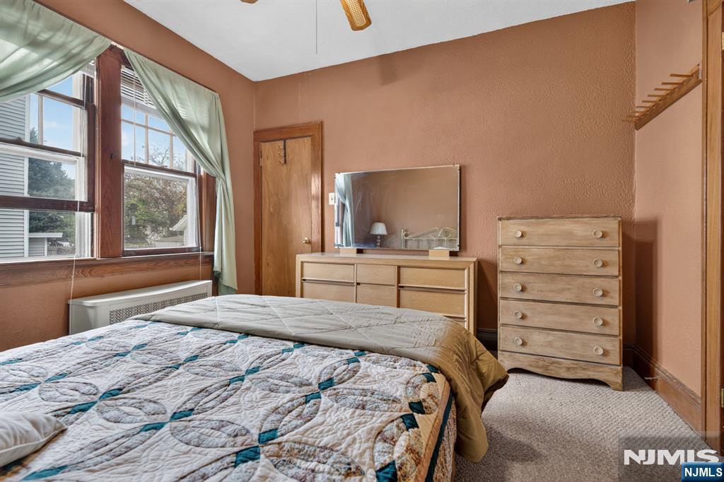 318 1st Street Property Photo 26