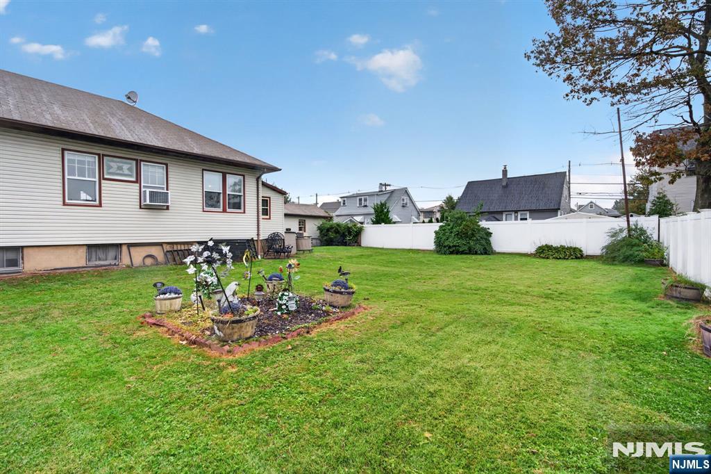 318 1st Street Property Photo 39