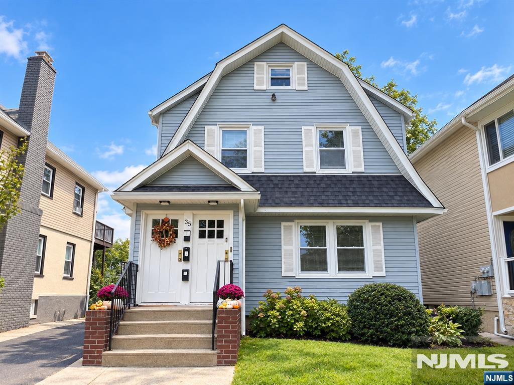 35 Elmwood Avenue Property Photo 1