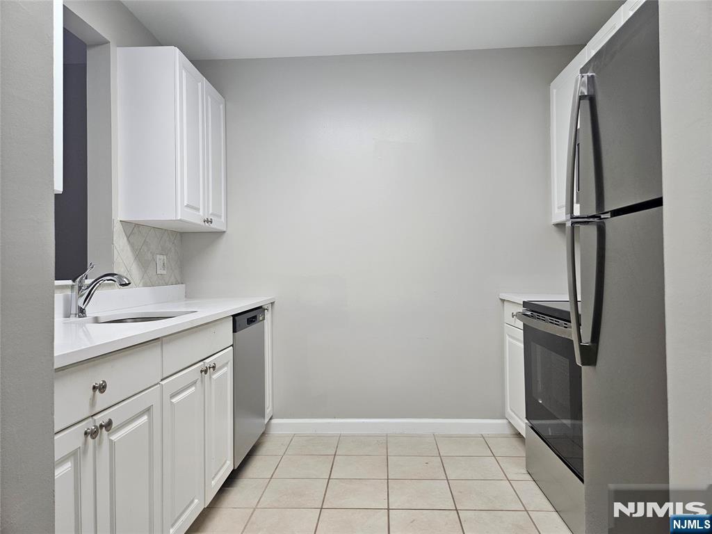 905 River Road 218 Property Photo 3