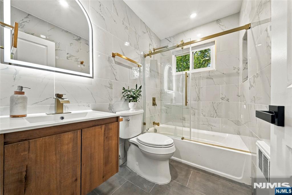340 Northwood Way Property Photo 18