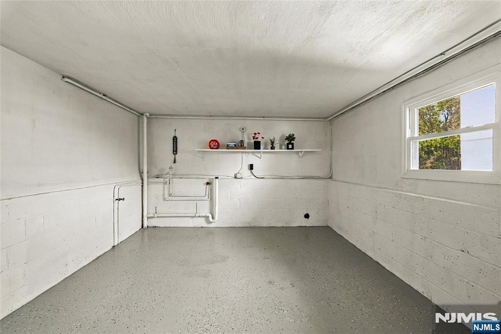 340 Northwood Way Property Photo 29