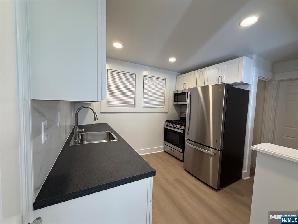 210 S Maple Avenue 1 Property Photo 7