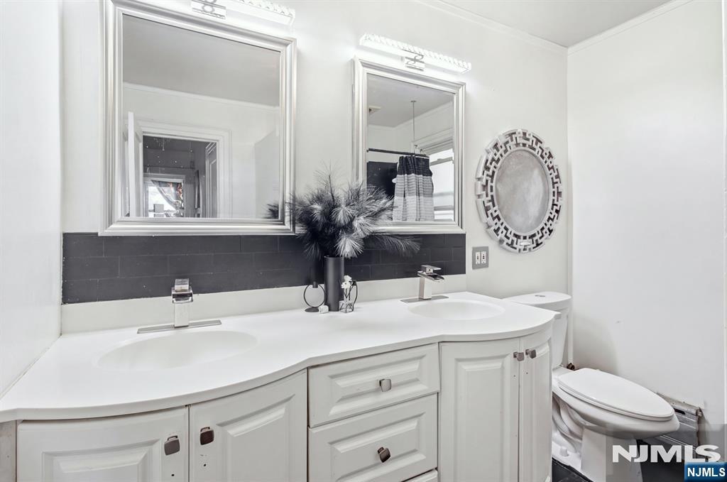 281 Smith Street Property Photo 15