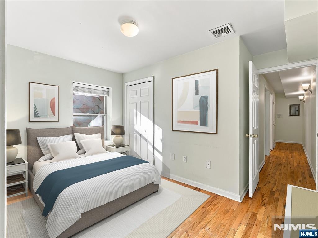 277 3rd Street 2 Property Photo 19