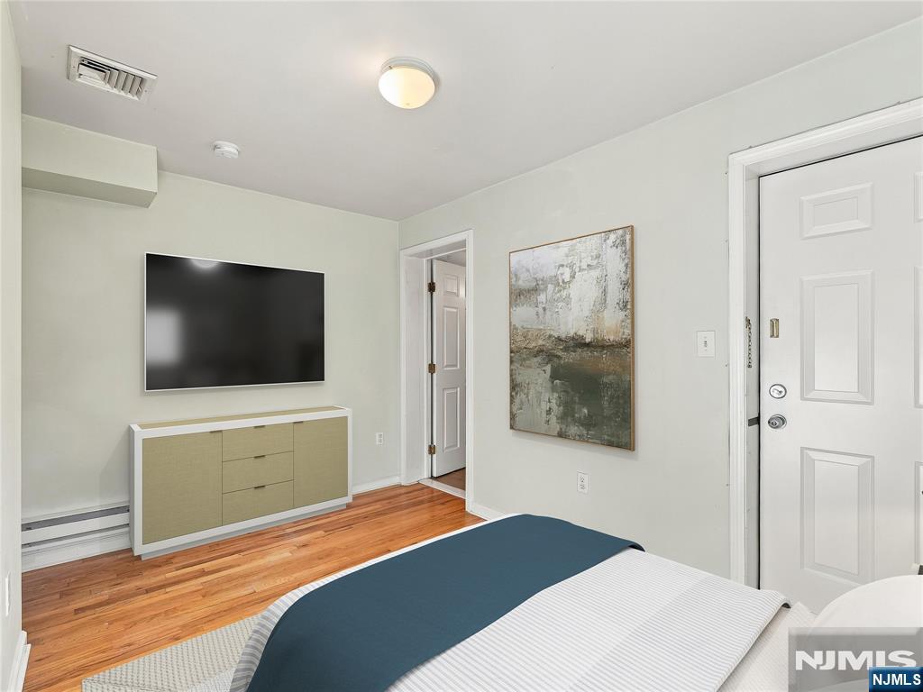 277 3rd Street 2 Property Photo 21
