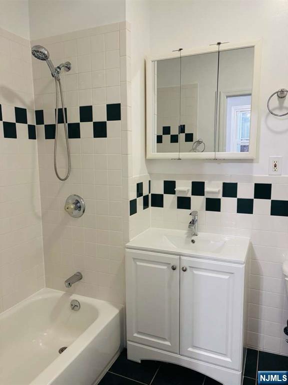44 Highland Avenue 1l Property Photo 5