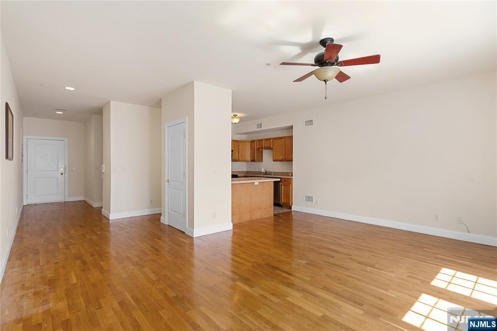 1677 Springfield Avenue 2 Property Photo 7