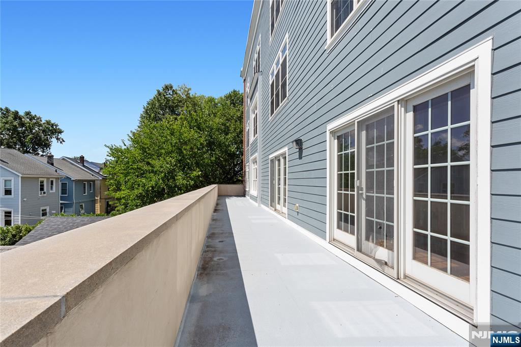 1677 Springfield Avenue 2 Property Photo 18