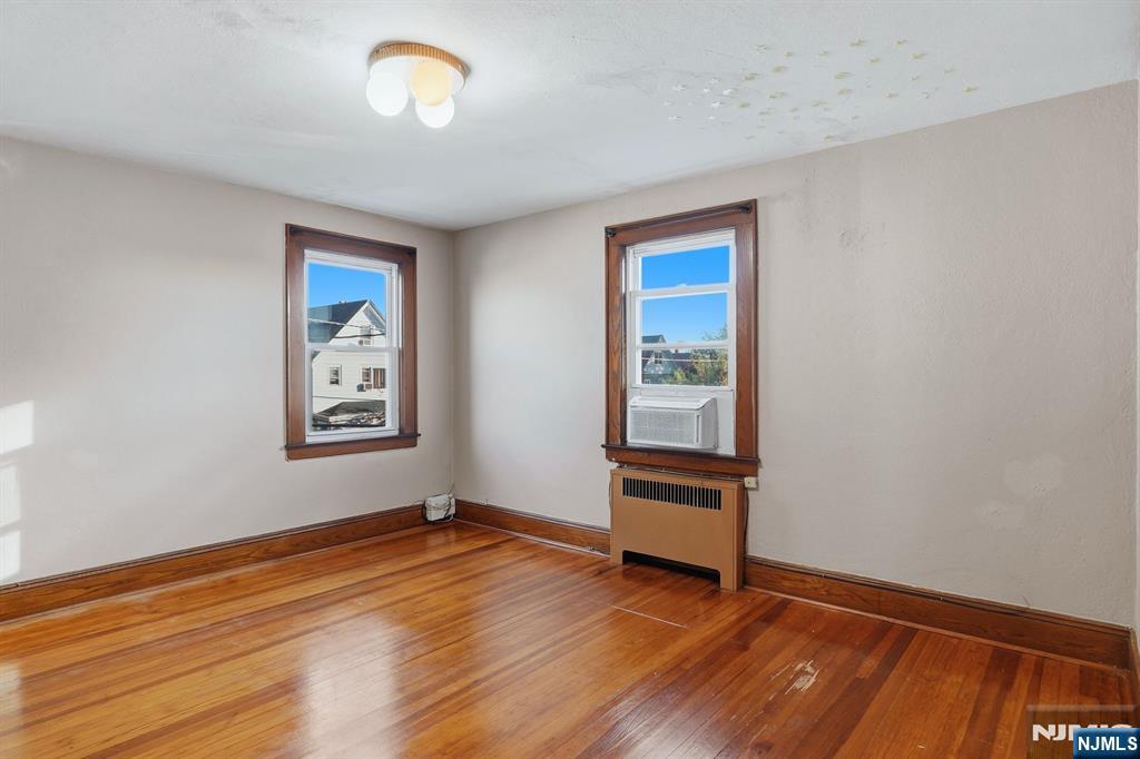 530-532 Broad Street 2 Property Photo 9