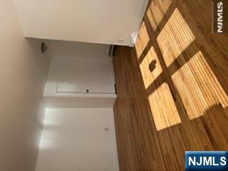 222 Garibaldi Avenue 31 Property Photo 6