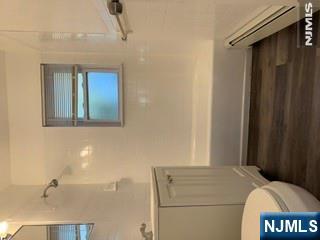 222 Garibaldi Avenue 31 Property Photo 13