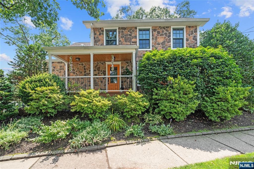 67 Vreeland Avenue Property Photo 2